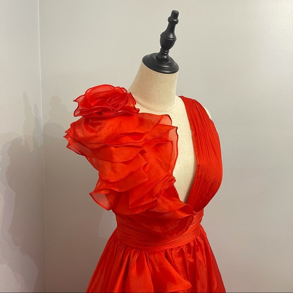 Mac Duggal Ruffle Detail Ruched Cherry Red Chiffon Ballgown Size 4 New With Tag - Picture 10 of 16